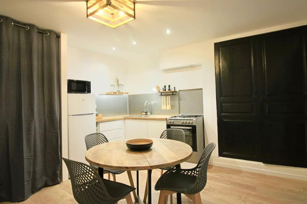 Appartement Centre บริยูด ภายนอก รูปภาพ